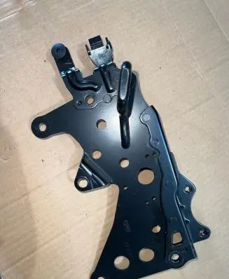 BMW X5 E53 Seat back rest lock catch 7059616 9019070