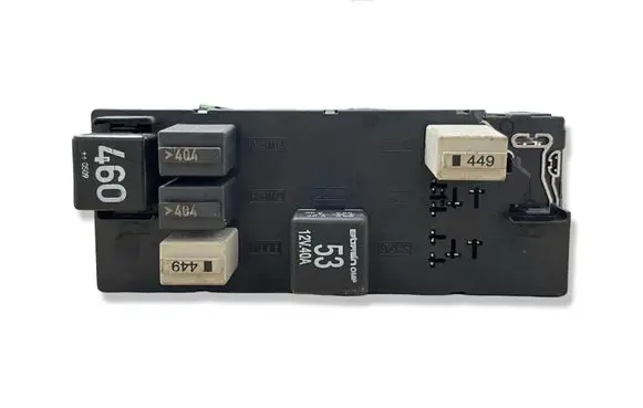 Volkswagen Golf V Central body control module F005V00483 1K0937049N