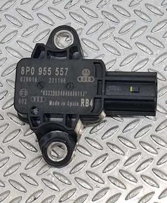 Audi A4 S4 B7 8E 8H Airbag deployment crash/impact sensor 8P0955557 221106 020016
