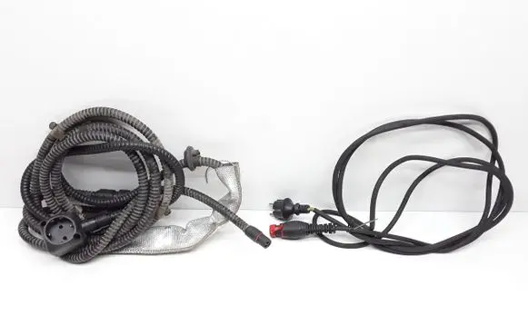 Volvo XC70 Electric engine pre-heating system (optional) 