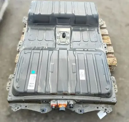 Nissan Leaf II (ZE1) Hybrid / electric car battery 295B05SH1A