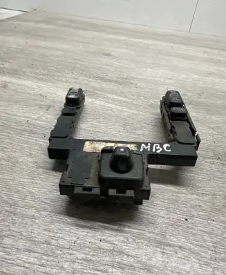 Mercedes-Benz E W210 Electric window control switch 486010