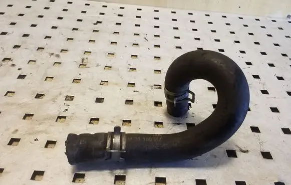 Opel Frontera B Engine coolant pipe/hose