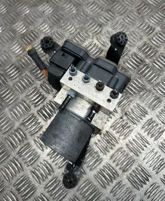 BMW X5 F15 ABS Pump 6870759 6870761