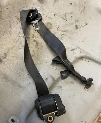 Opel Frontera B Rear seatbelt 97142324 07R864900
