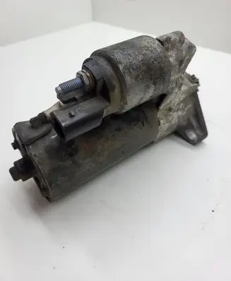 Volkswagen Golf Plus Starter motor 02E911036