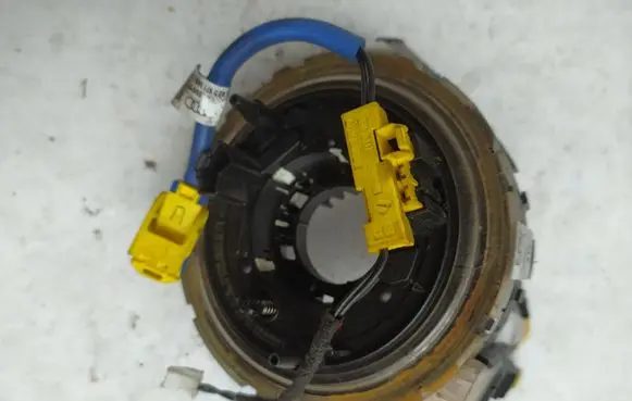 Audi A4 S4 B6 8E 8H Airbag slip ring squib (SRS ring) 8E0953541C