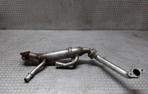 Mercedes-Benz A W169 EGR valve cooler A6401400575