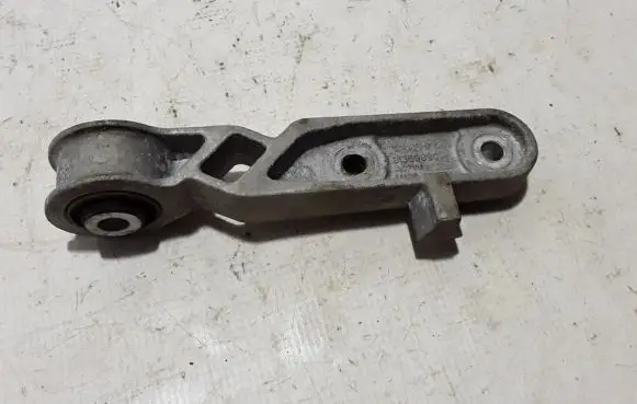 Volvo XC60 Engine mount bracket 31330594