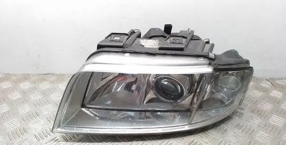 Audi A6 S6 C5 4B Headlight/headlamp