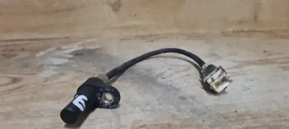 Volvo 850 Crankshaft position sensor 3547699