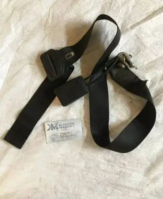 Mercedes-Benz E W124 Rear seatbelt buckle 1248608585