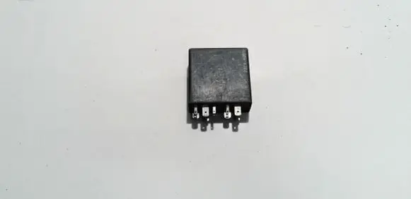 Volkswagen Golf IV Other relay 4B0955531A