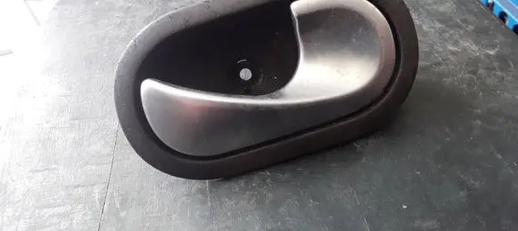 Renault Megane II Front door interior handle 8200028486