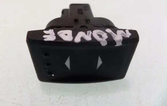 Ford Mondeo Mk III Electric window control switch 14529