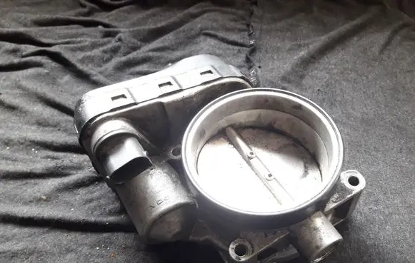 BMW X5 E53 Engine shut-off valve 1435959