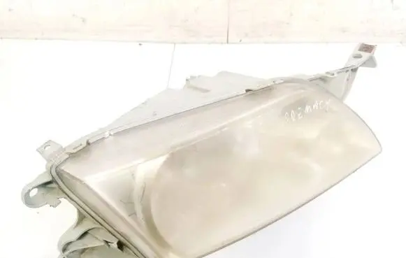 Mazda Premacy Headlight/headlamp P1990R