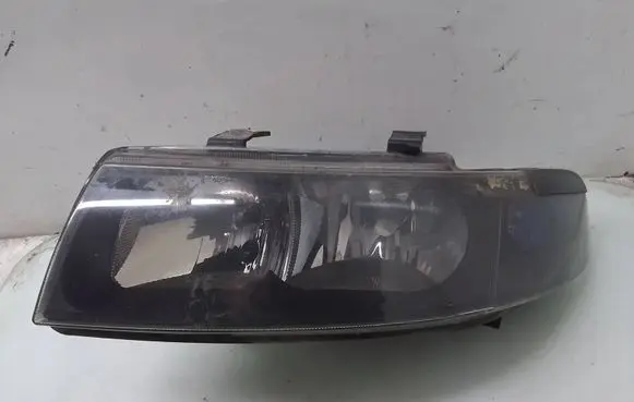 Seat Toledo II (1M) Headlight/headlamp 087480