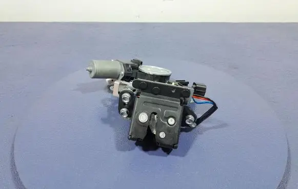 Mazda CX-5 Tailgate/trunk/boot lock/catch/latch 8301001120