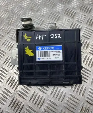 Hyundai Tucson JM Gearbox control unit/module 954403A110 9090930325A0