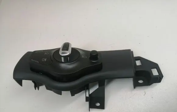 Volkswagen PASSAT B6 Light switch 8T1858341B 8K0941531AS