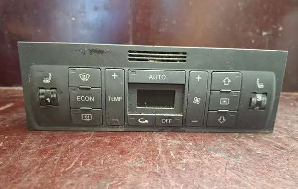 Audi A2 Climate control unit 8Z0820043E 5HB00818505