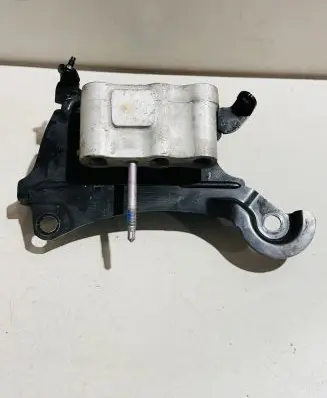Lexus UX Gearbox mount