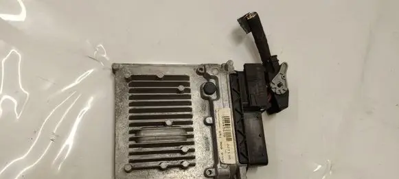 Mercedes-Benz CLA C117 X117 W117 Engine control unit/module A6519009702