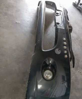 Mitsubishi Grandis Front bumper