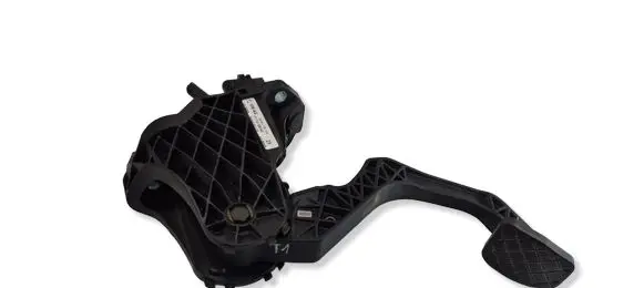 Volkswagen Touran I Clutch pedal 1T1721059AN