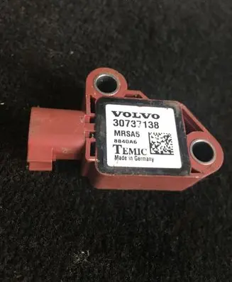 Volvo V50 Airbag deployment crash/impact sensor 30737138