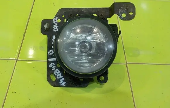 Peugeot 4007 Front fog light 89203951 LEWY