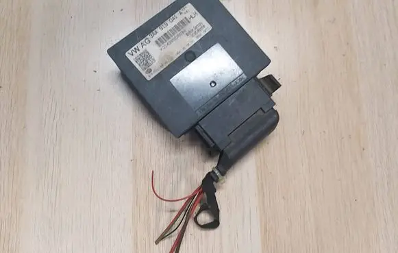 Volkswagen Touran II Other control units/modules 3AA919041A