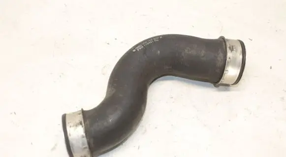 Volkswagen Touran I Intercooler hose/pipe 1K0145832B