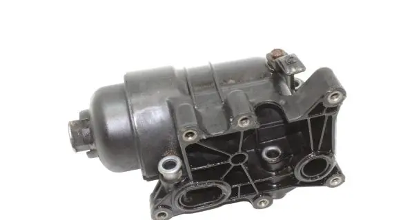 KIA Sportage Oil filter cover 