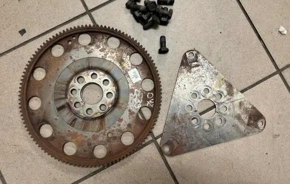 BMW 5 E39 Flywheel 2247914 2468462