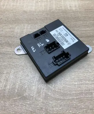 Mercedes-Benz E W211 Door control unit/module 2115452132
