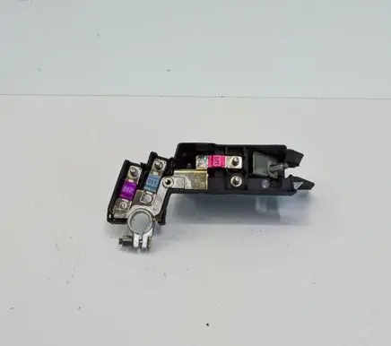 Audi A4 S4 B9 8W Positive wiring loom 8W0915459E