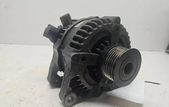 Ford Focus C-MAX Generator/alternator 1042103512