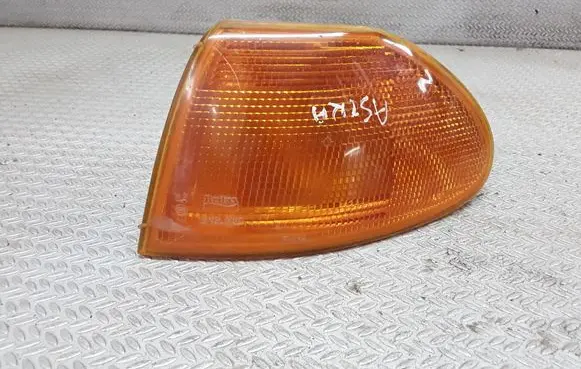 Opel Astra F Front indicator light