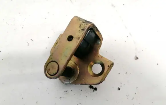 Ford Focus Front door lock loop/hook striker 2m51f21982aa 2m51-f21982-aa