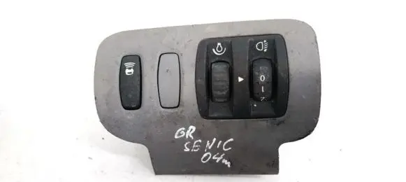 Renault Scenic II - Grand scenic II Headlight level height control switch