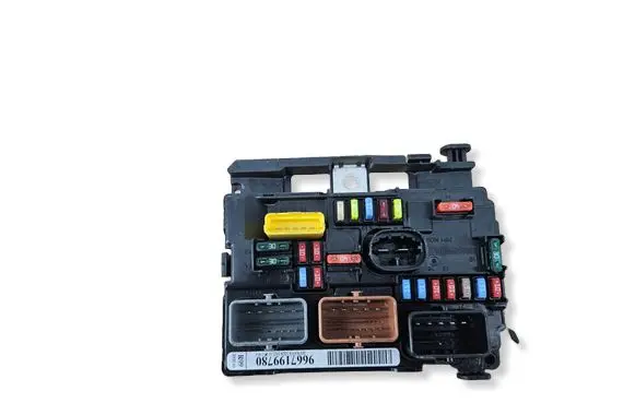 Citroen DS3 BSM Control unit 9667199780