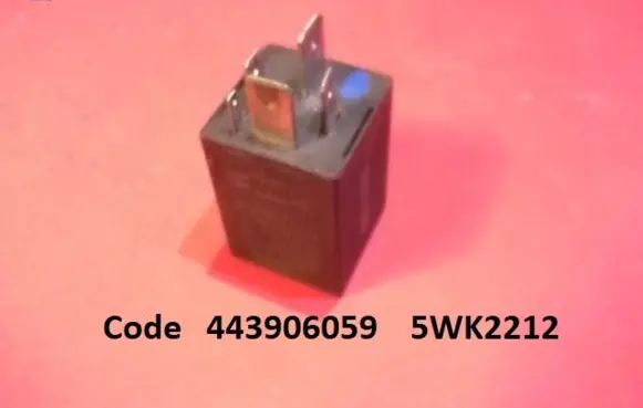 Seat Toledo I (1L) Fuel pump relay 443906059 5WK2212