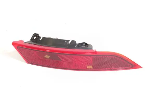 Land Rover Discovery 5 Rear fog light A056008