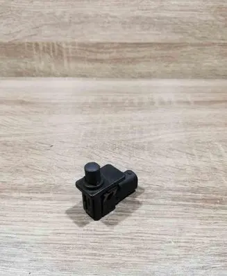 BMW X5 E53 Bonnet alarm switch sensor 8352229