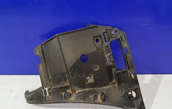 Volvo S80 Front bumper mounting bracket 8693042 08693042