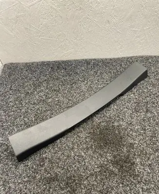 BMW i4 Centre console side trim rear 7487586