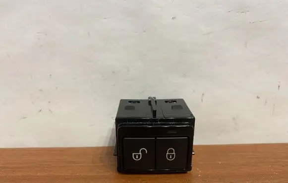 Jaguar XF X260 Central locking switch button B131 GX7314017EC