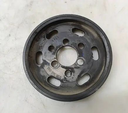 Volkswagen Golf IV Power steering pump pulley 038145255B